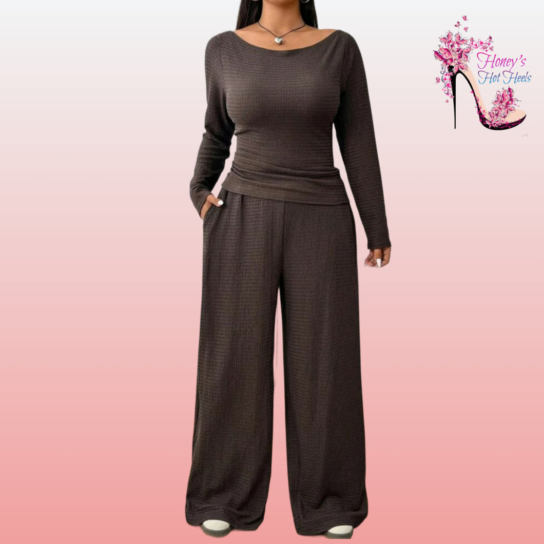 Esha Plus 2 Piece Set