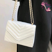 Load image into Gallery viewer, Chevron Handbags
